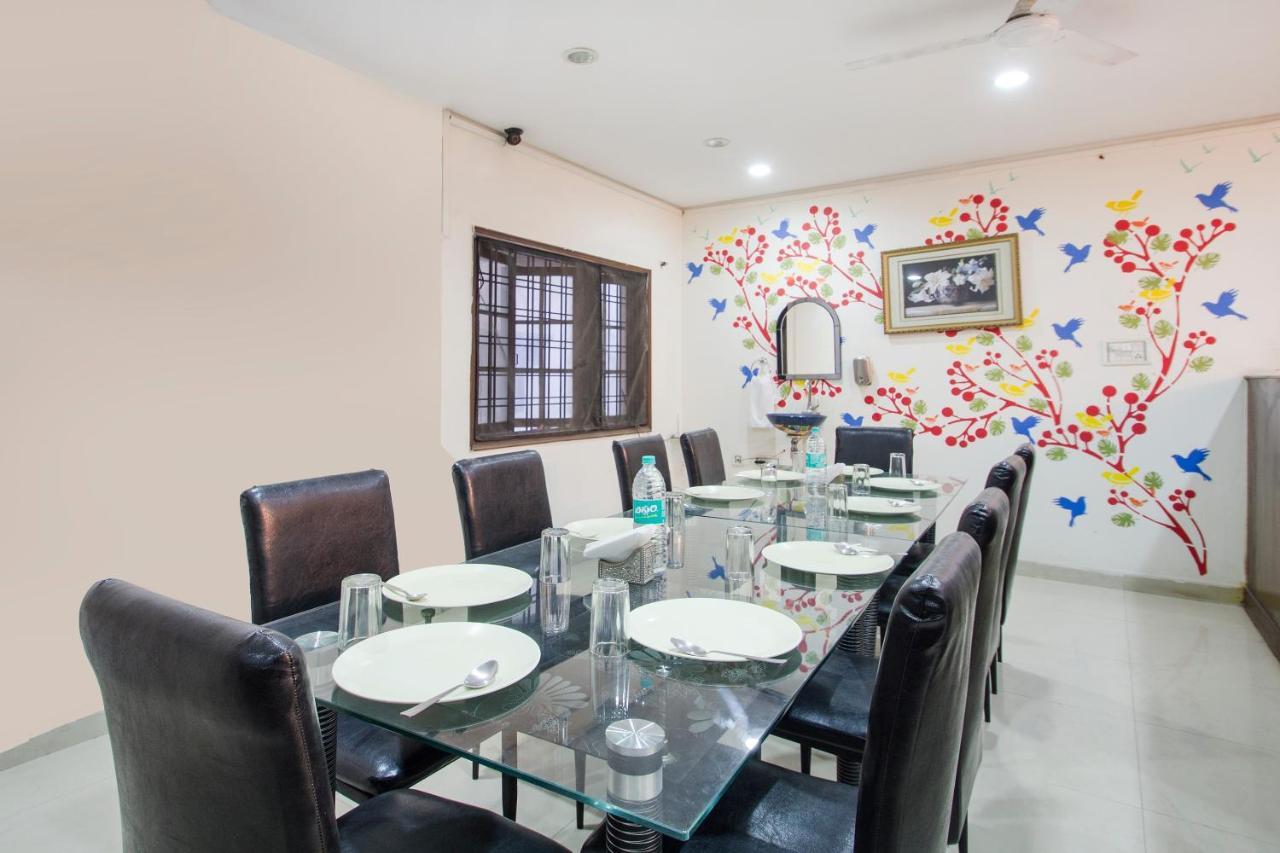 היידראבד Vaccinated Staff - Oyo 11400 The Down Town Suites מראה חיצוני תמונה