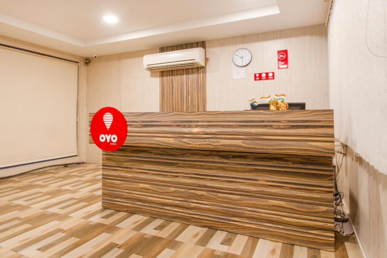 היידראבד Vaccinated Staff - Oyo 11400 The Down Town Suites מראה חיצוני תמונה